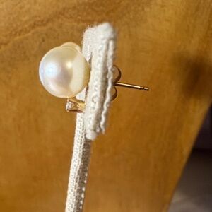 Classic Cultures Pearl with Diamond Accent Stud Earrings | 14k gold